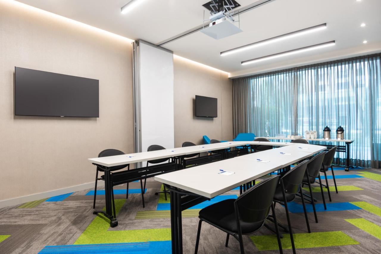 Holiday Inn Express Bogota - Parque La 93 By Ihg Zewnętrze zdjęcie