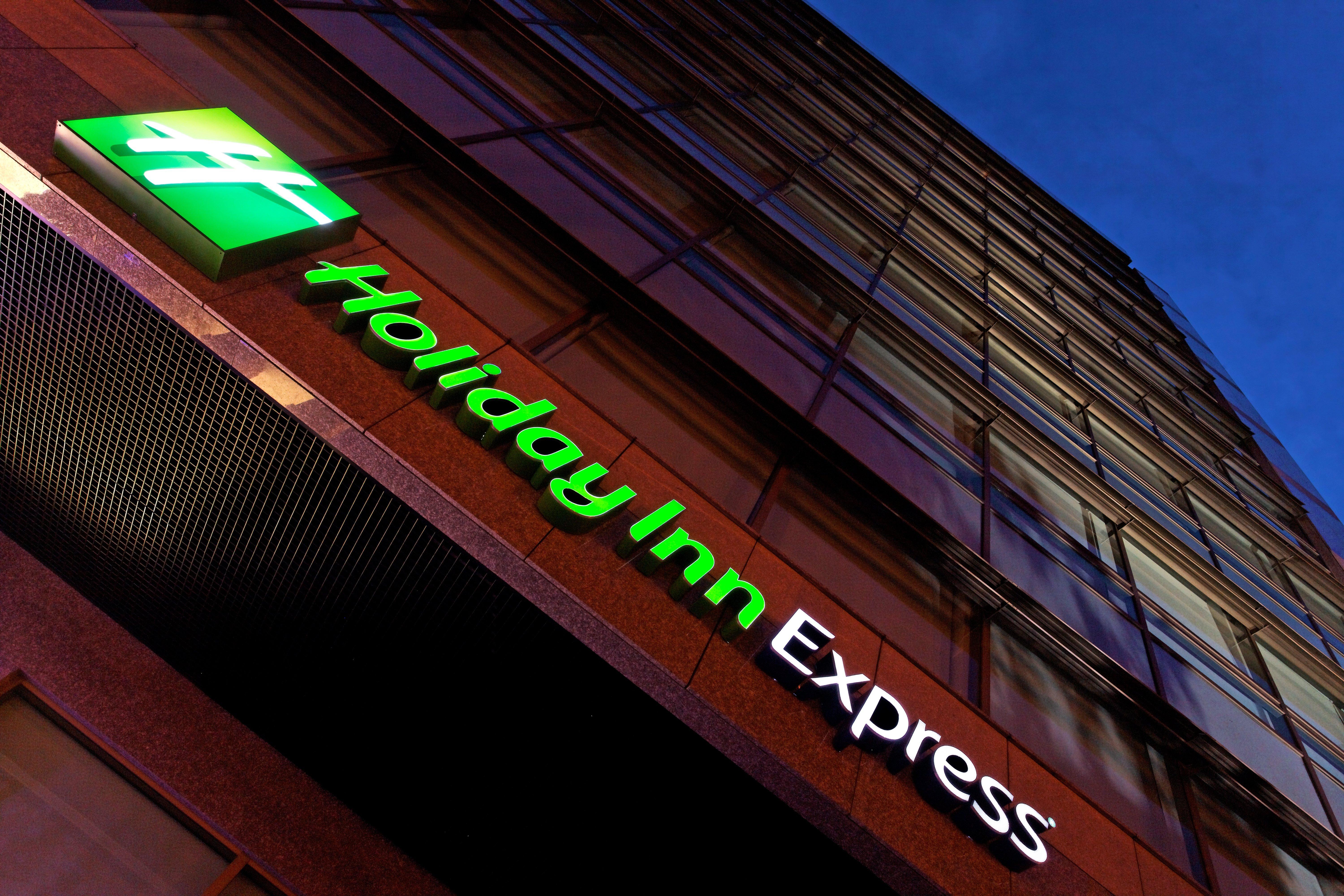 Holiday Inn Express Bogota - Parque La 93 By Ihg Zewnętrze zdjęcie